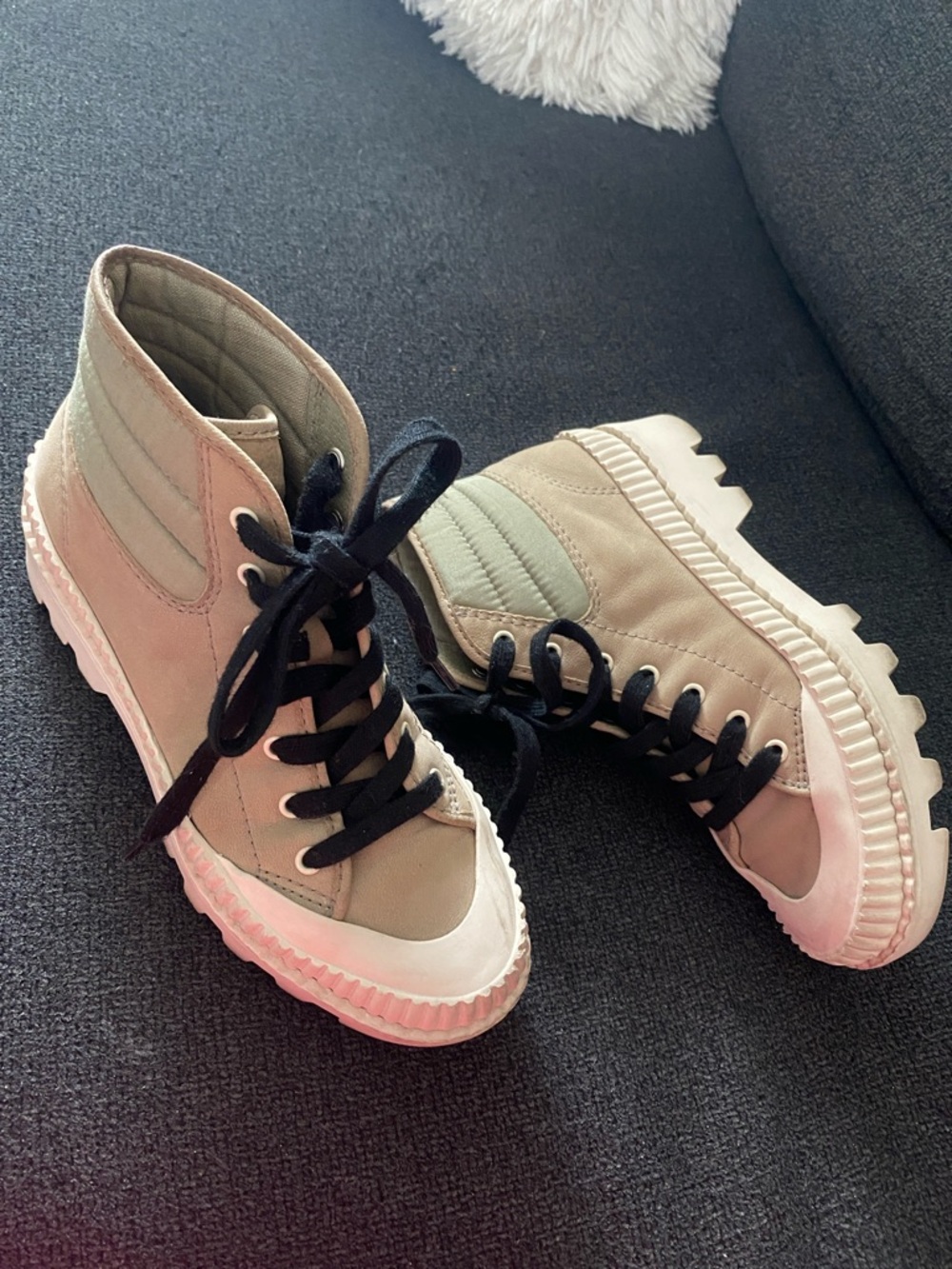 Women's Dolce Vita Beige High-Top Lace-Up Platform Sneakers